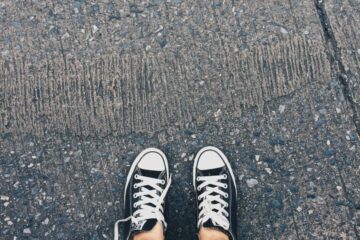 buty na ulicy